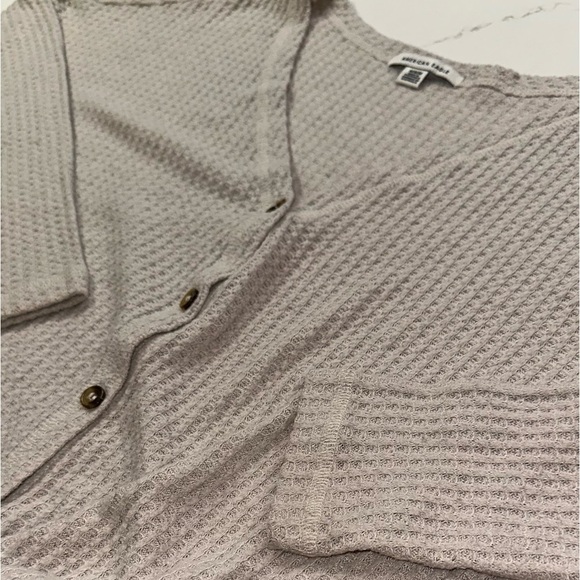 Waffle Knit Sweater/Longsleeve by American Eagle SZ: Med - Picture 2 of 5